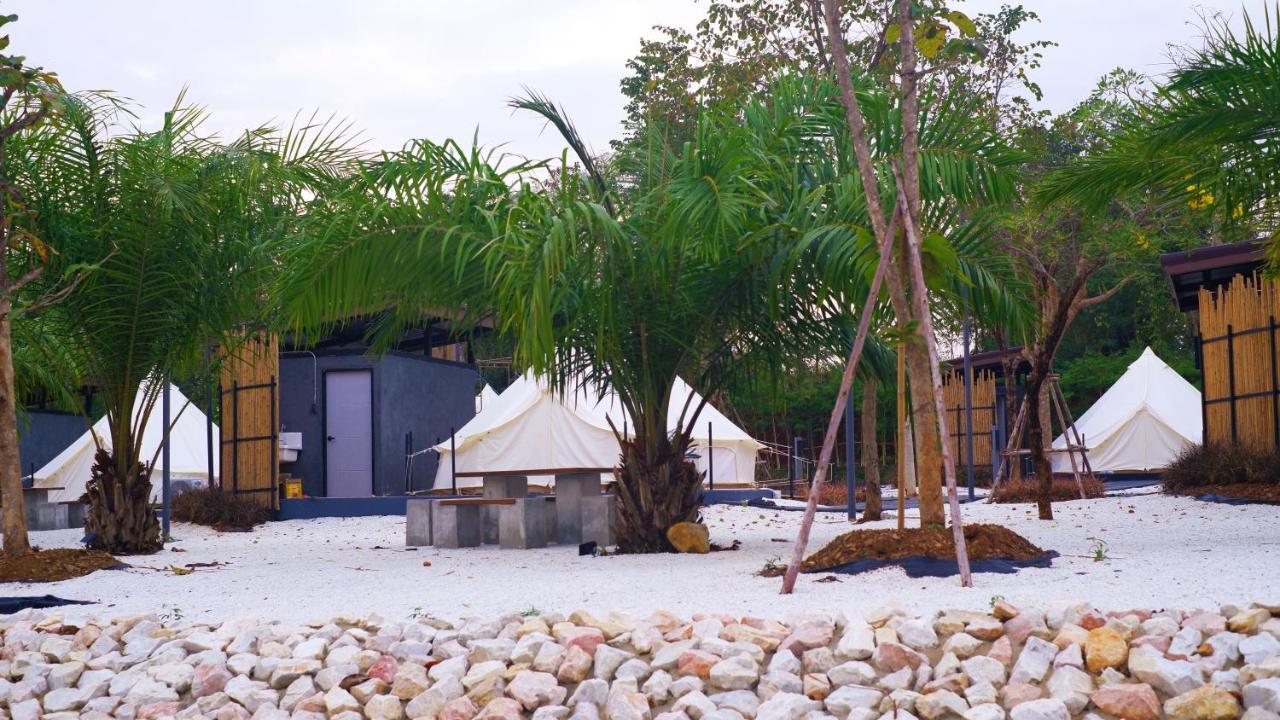 The Wild Khao Yai Hotel Klang Dong Kültér fotó