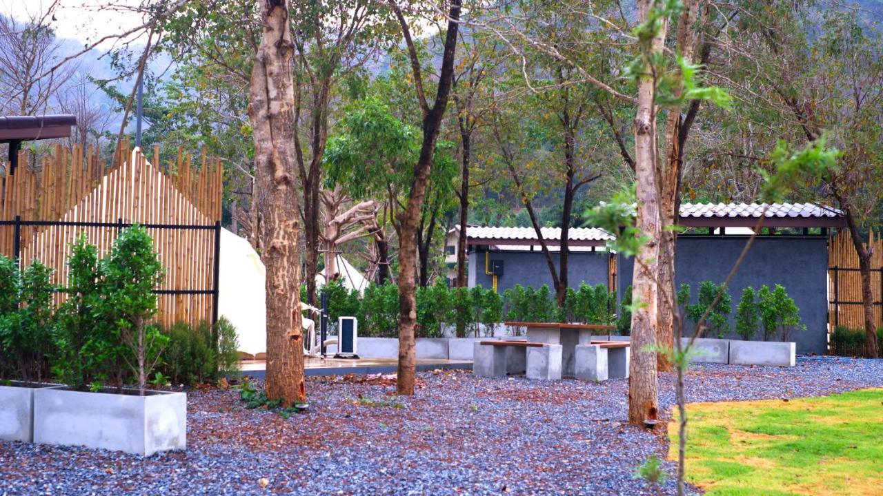 The Wild Khao Yai Hotel Klang Dong Kültér fotó