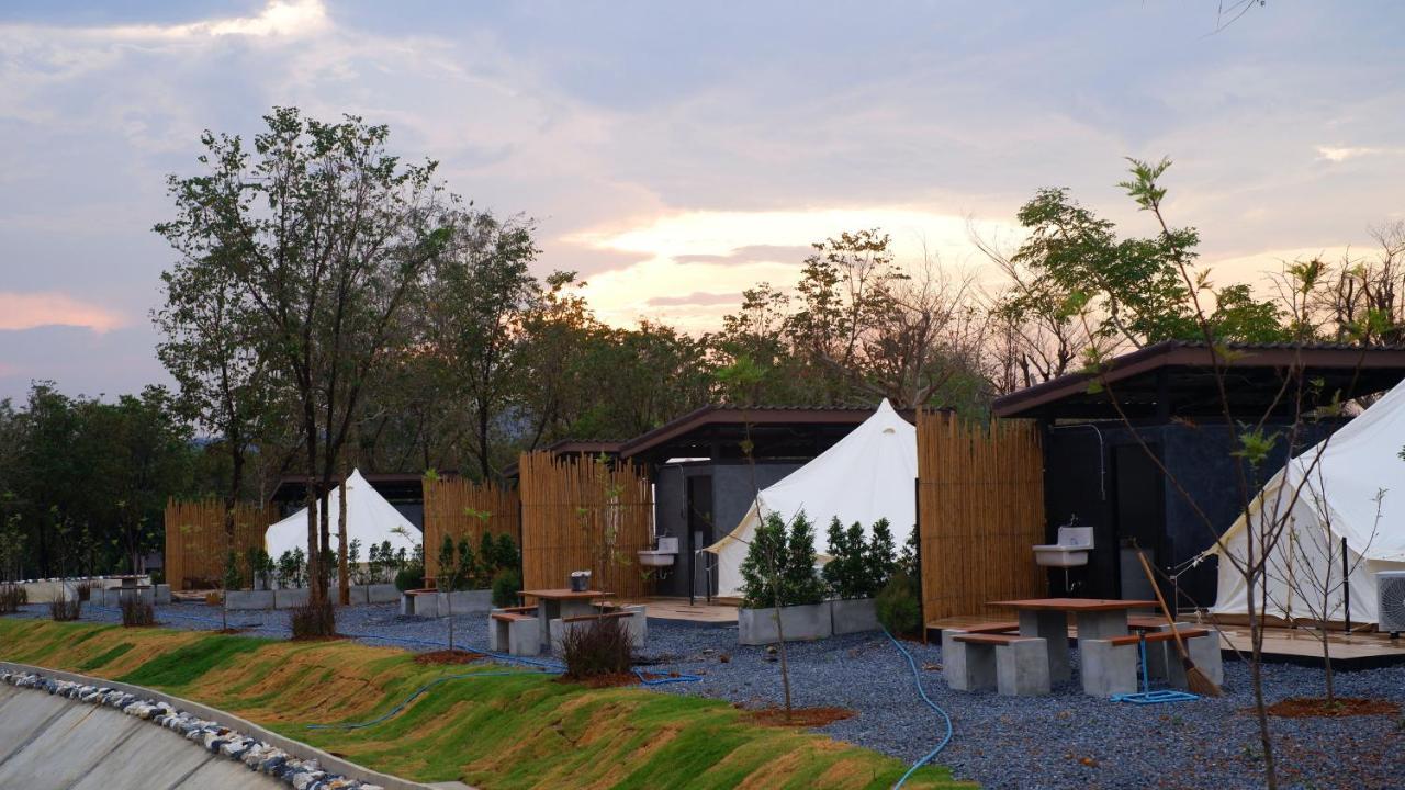 The Wild Khao Yai Hotel Klang Dong Kültér fotó